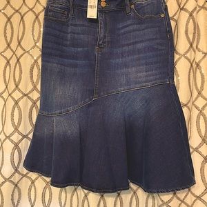 COPY - Hi/lo flutter mermaid style jean skirt. Br…